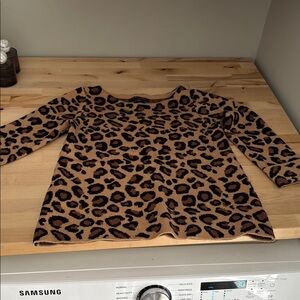 Tahari Brown and Black Leopard Print Long Sleeve Sweater